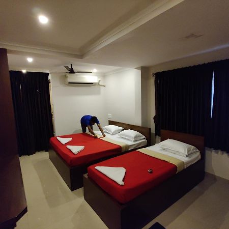 Vyavahar Lodge Удупі Екстер'єр фото