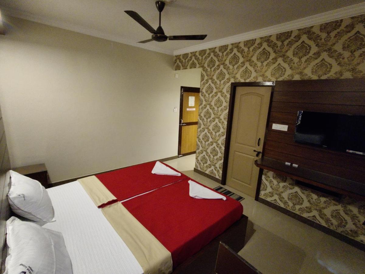 Vyavahar Lodge Удупі Екстер'єр фото