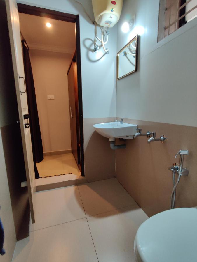 Vyavahar Lodge Удупі Екстер'єр фото