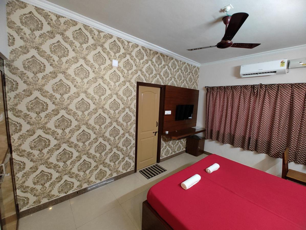 Vyavahar Lodge Удупі Екстер'єр фото