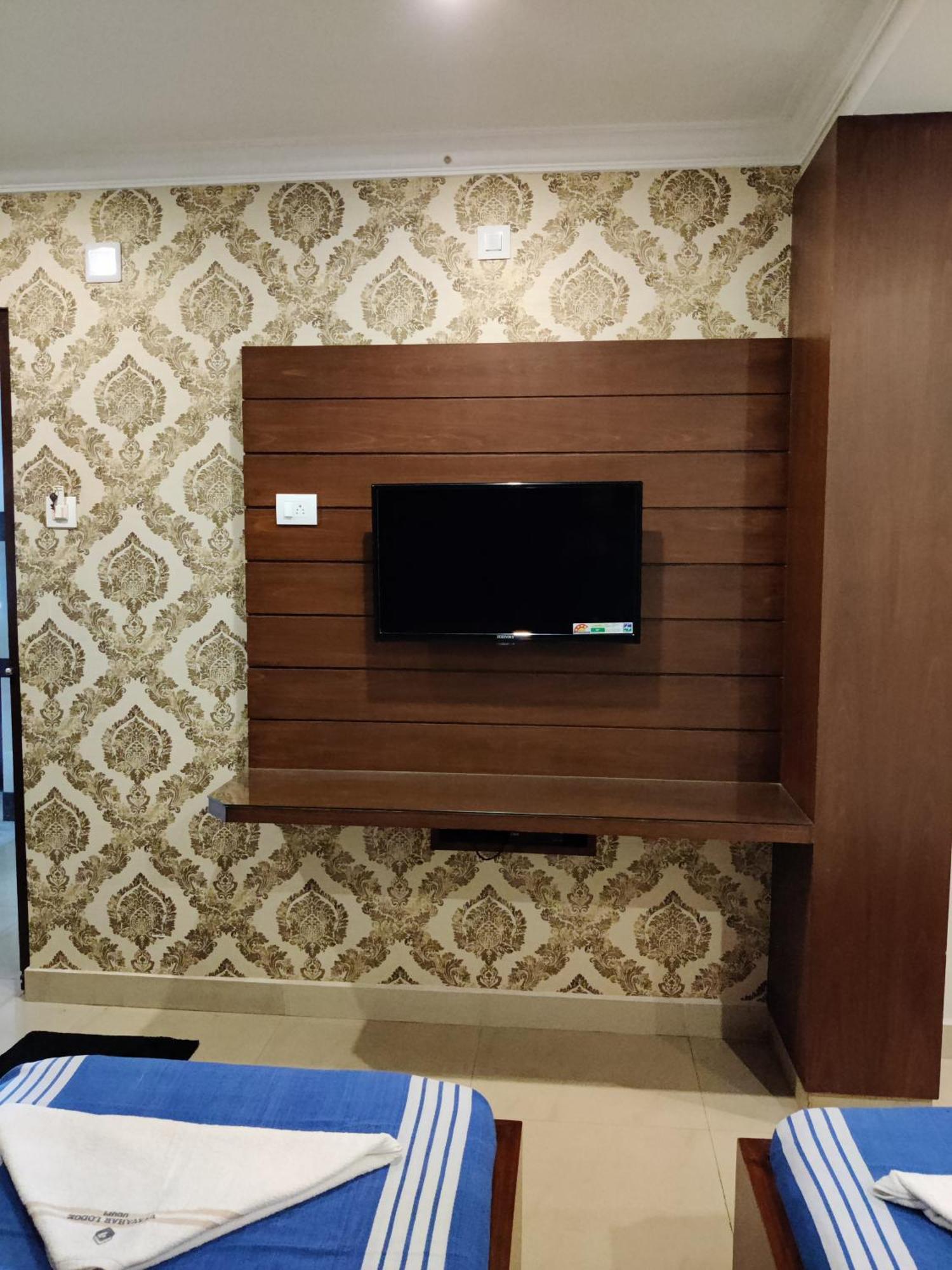 Vyavahar Lodge Удупі Екстер'єр фото